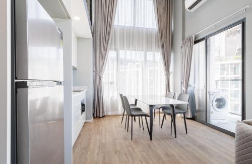 Rama 9 Apartment | loft 二房可住4人 近jodd夜市 游泳池