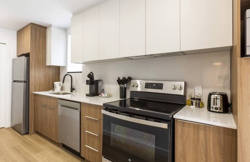 Rimouski-Neigette Apartment | Loft 100 | Kitchen | Downtown