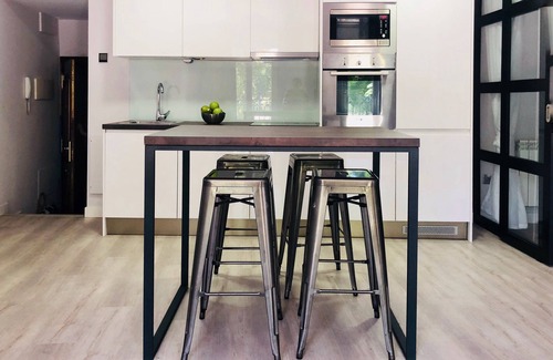 Burgos Apartment | Loft 100 meters from La Catedral. Easy parking. WIFI