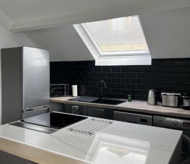 Brive-la-Gaillarde Apartment | Loft 101