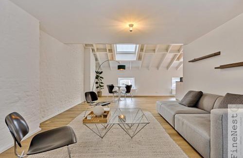 Feronstree et Hors-Chateau Apartment | Loft 3 chambres "Bueren" - Parking - au centre de Liège by FineNest