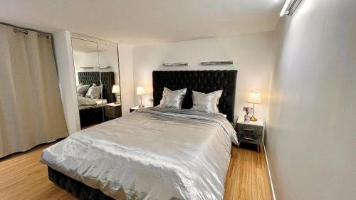 Old Town Apartment | Loft 37 - Luxe Garden Stay