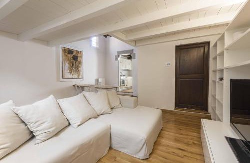 Santo Spirito Apartment | Loft al Conventino by MMega
