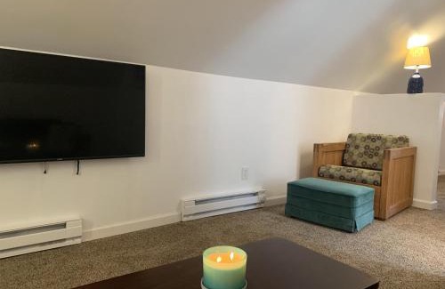 Cottage Line Apartment | Loft at the Beach apts