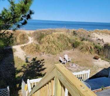 Cottage Line Apartment | Loft at the Beach apts