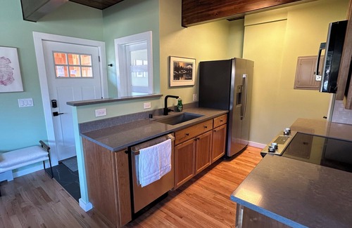 South Addition Apartment | Loft at the Lagoon - Relaxing forest-inspired space in Downtown Anchorage
