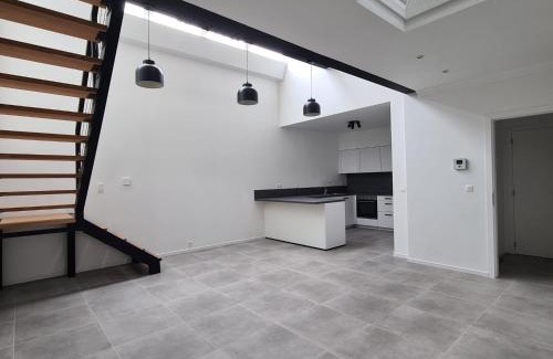 Fontaine-l'Eveque Apartment | Loft atypique !