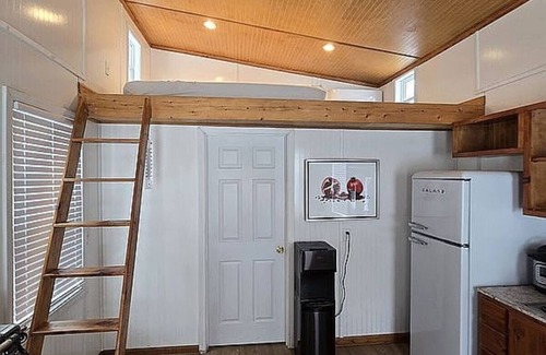 Stanton Cabin | Loft bedroom (Q), extra sleeping in living area, full bathroom with shower and tub, pet frendly