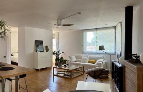 Alella Apartment | Loft Bouquet Alella mar y montaña 25 min a BCN