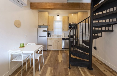 Ephraim House | Loft Haus: A Modern Retreat Near Snow College