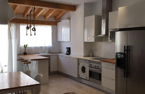 La Petxina House | LOFT in La Petxina area near the center very well located.