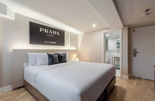 Gay Village Hotel | Loft King – Downtown MTL