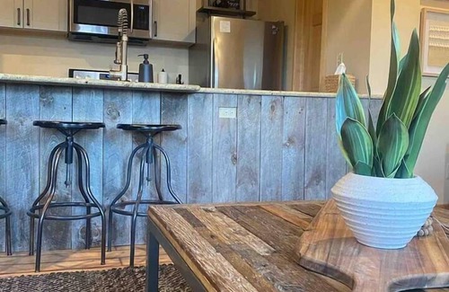 Salida Condo | Loft on (F) St! 2 blocks to river! *No pet fee