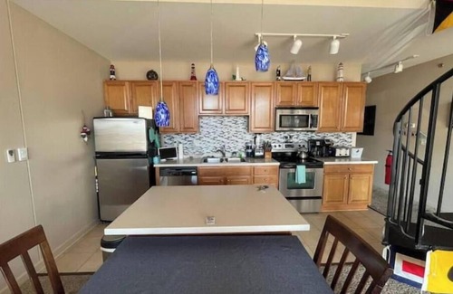 Sandusky Apartment | Loft Over The Bay-Minutes to Cedar Point