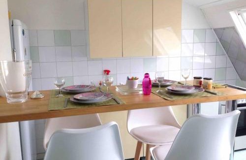 Pays Ajaccien Apartment | Loft Place du Diamant Hyper centre ville Plage 50m