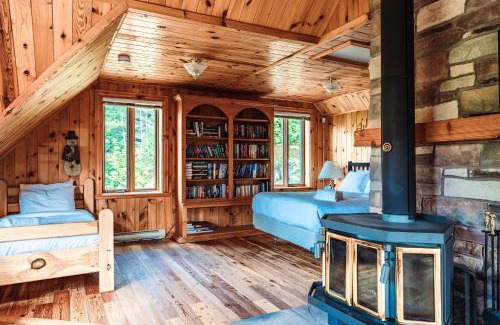 Saint-Faustin-Lac-Carre Ski Chalet | Loft - Ski out in Mont-Blanc