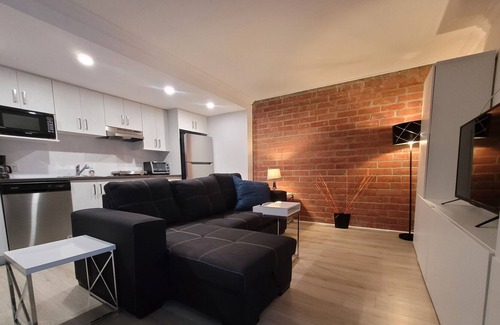 Sainte-Adele Apartment | Loft & Spa au Pied de la Réputée Station de ski Chanteclerc