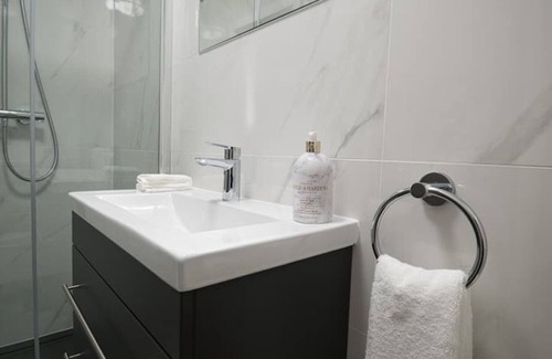 Redcliffe Apartment | Loft studio flat - Chelsea