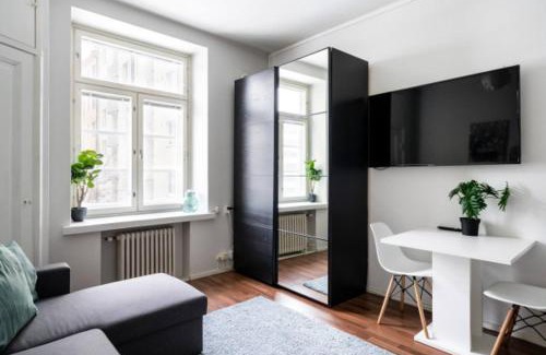 Alppiharju Apartment | Loft studio, Kallio, Metro Nearb