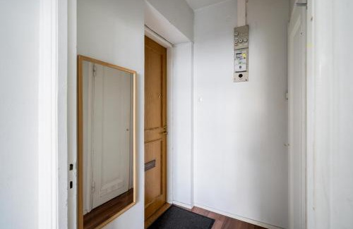 Alppiharju Apartment | Loft studio, Kallio, Metro Nearb
