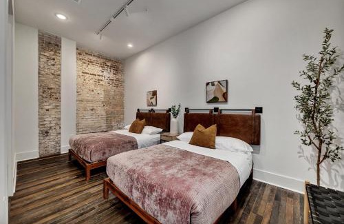 Castleberry Hill Apartment | Loft Style Spacious Lux Apt 102, Sleeps 6