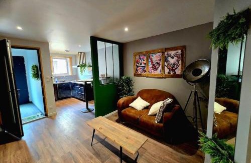 Vendome Apartment | Loft Suite de luxe - Jacuzzi - SPA - Balnéo Vendôme