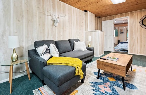 Northglenn Apartment | Loftium | Cozy Suite Btwn Boulder & Denver!