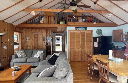 Sebascodegan Island House | Lofty cottage