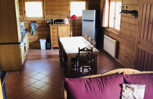Le Devoluy Ski Chalet | Log cabin La Joue du Loup - sleeps 10/12