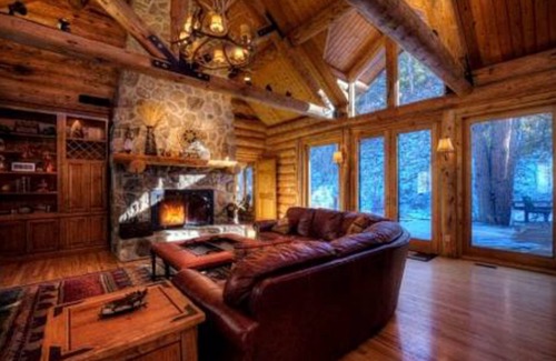 Rapid City House | Log cabin-style home near hiking trails w/hot tub, & 2 fireplaces