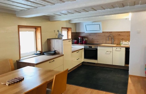 Bertsdorf-Hoernitz Apartment | Log cabin vacation apartment