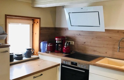 Bertsdorf-Hoernitz Apartment | Log cabin vacation apartment