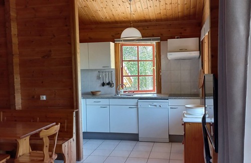 Mauroux Ski Chalet | Log cabin with all comforts