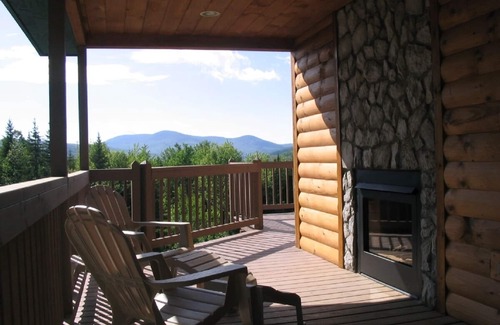 Errol Ski Chalet | Log Chalet Overlooking Pond and Mountain Sunset Views!