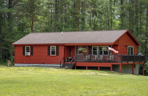 Ray Brook House | Log Haven: private 3 bedroom log cabin, sleeps 6, AC, media room, pet friendly!