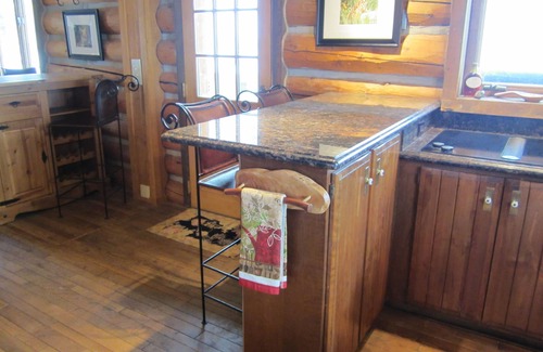 Highland Meadows House | Log Home Overlooking Vail Valley