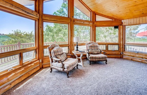 Parker House | Log Home with Mountain Views, Seasonal Pool and Pond