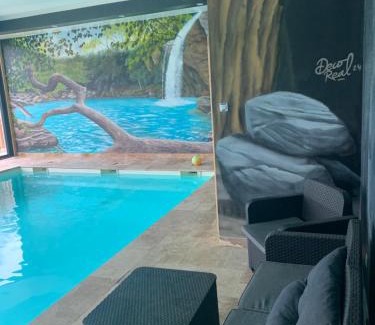 Saint-Germain-du-Val Apartment | Logement 4 personnes avec piscine intérieure 31 degrés zoo de la FLECHE 24 h du Mans