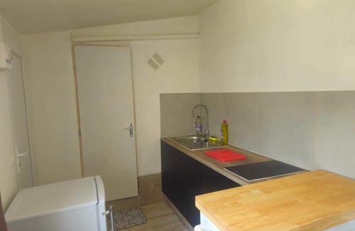 Saint-Salvayre Apartment | Logement avec extérieur