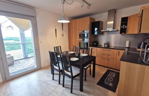 Nord Sillon Apartment | Logement climatisé proche Atlantis et Zenith - Marcel