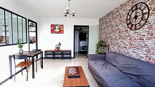 Venissieux Apartment | Logement entier proche de Lyon