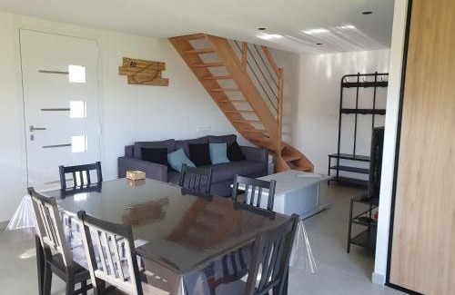 Saint-Gervais-en-Belin House | Logement indépendant proche circuit 24h Le Mans