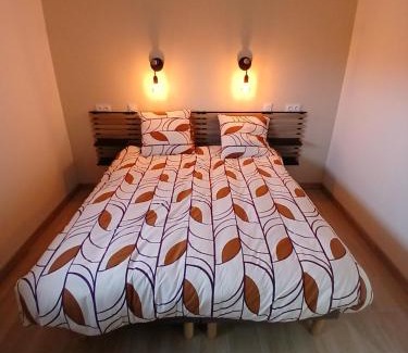 Saint-Gervais-en-Belin House | Logement indépendant proche circuit 24h Le Mans