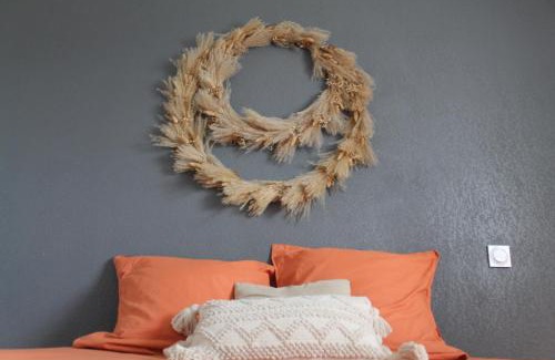 Cournonsec Apartment | Logement lumineux près de la mer et de la ville