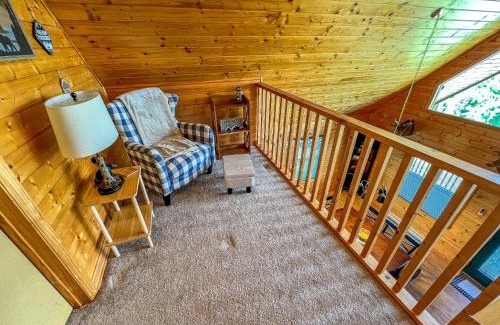 Piney Creek House | Logged Out