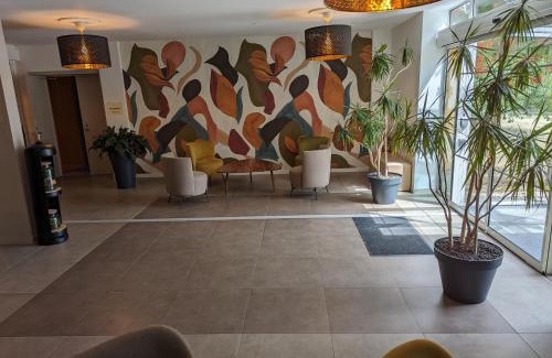 Ancenis Hotel | Logis De La Loire - Restaurant Les Bateliers