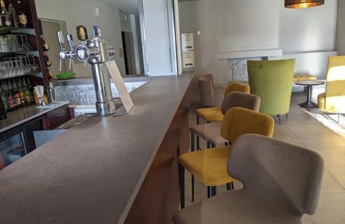 Ancenis Hotel | Logis De La Loire - Restaurant Les Bateliers