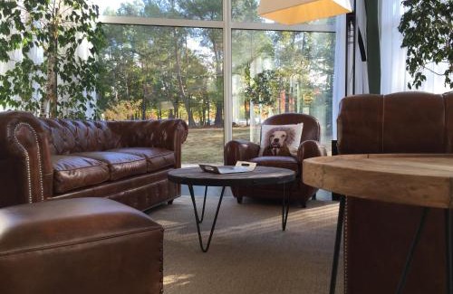 Montfort-le-Gesnois Hotel | Logis des Sittelles