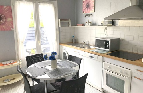 Dieppe Ski Chalet | Logis du Golf, comfortable cottage, close to the golf course