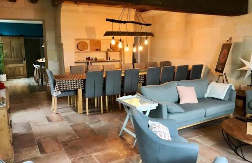Chenehutte-Treves-Cunault House | Logis Escale - Grand Gite - Piscine